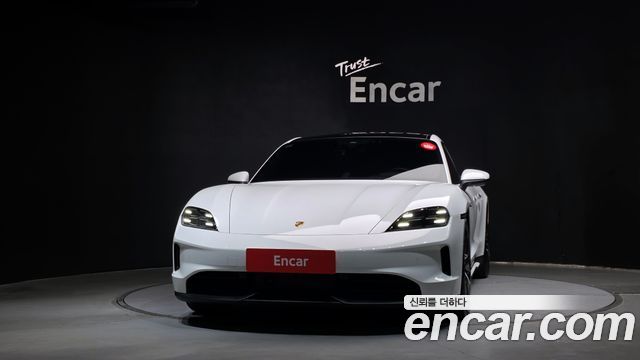Porsche Taycan 2025 — photo 3