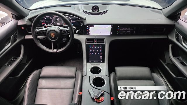 Porsche Taycan 2025 — photo 10