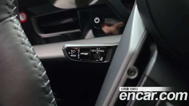 Porsche Taycan 2025 — photo 25
