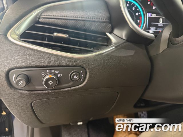 Chevrolet Korea Malibu 2017 — photo 13