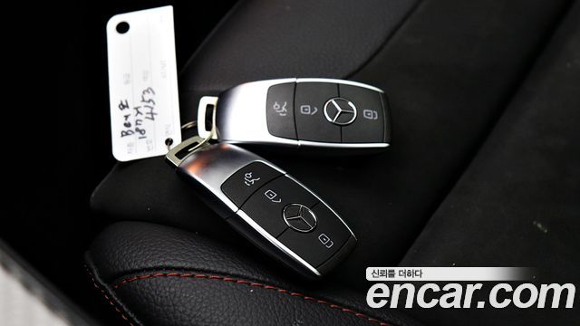Mercedes-Benz GLC-Class 2021 — photo 14