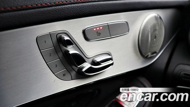 Mercedes-Benz GLC-Class 2021 — photo 19