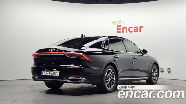 Hyundai Grandeur 2023 — photo 2
