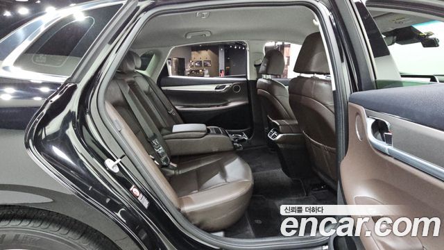 Hyundai Grandeur 2023 — photo 18