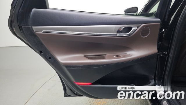 Hyundai Grandeur 2023 — photo 15