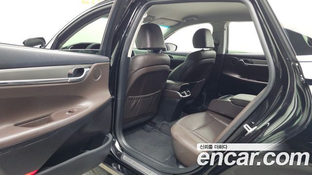 Hyundai Grandeur 2023 — photo 16