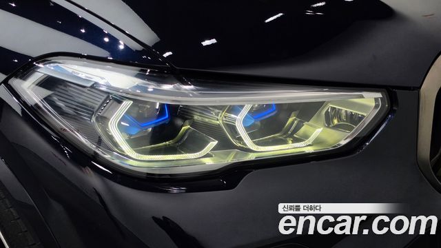 BMW X5 2022 — photo 8