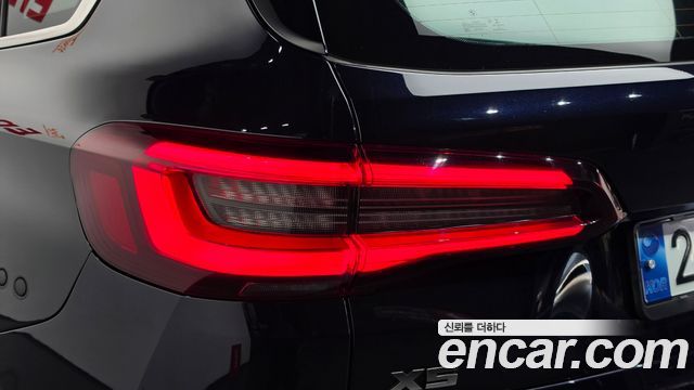 BMW X5 2022 — photo 9