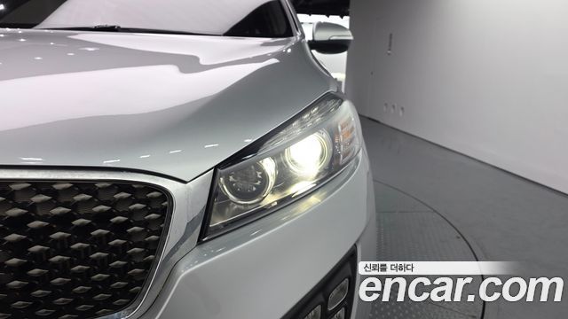 Kia Sorento 2016 — photo 8