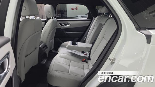 Land Rover Range Rover Velar 2026 — photo 4