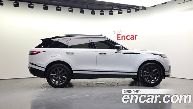 Land Rover Range Rover Velar 2026 — photo 5