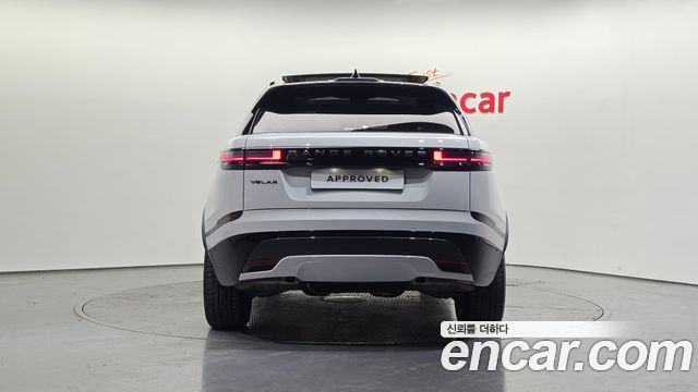 Land Rover Range Rover Velar 2026 — photo 6