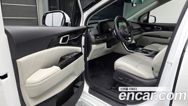 Kia Canival 2023 — photo 13
