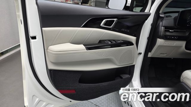 Kia Canival 2023 — photo 14