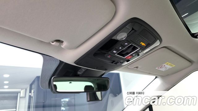 Kia Canival 2023 — photo 32