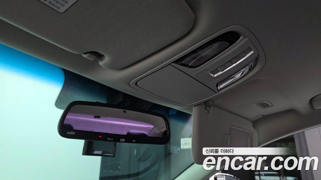 Kia K7 2017 — photo 18