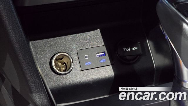 Hyundai AVANTE 2020 — photo 29