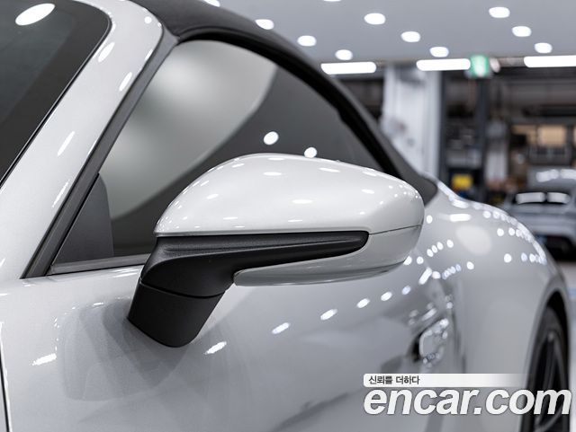 Porsche 911 2022 — photo 14