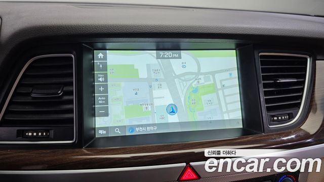 Genesis G80 2017 — photo 30