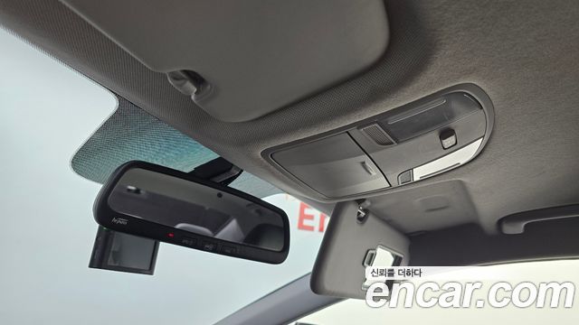 Hyundai AVANTE 2018 — photo 29