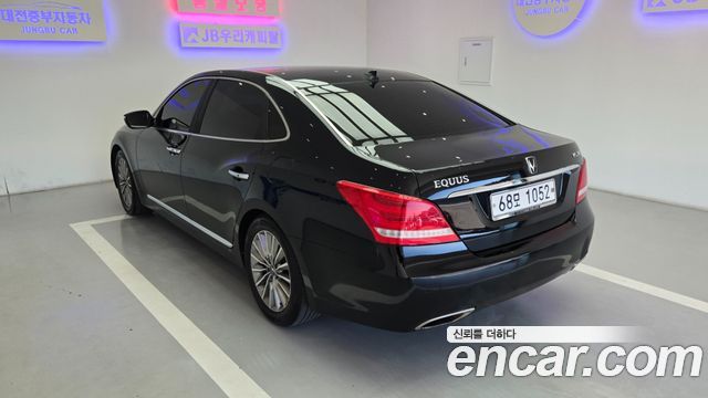 Hyundai Equus 2014 — photo 3