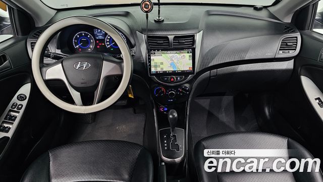 Hyundai Accent 2016 — photo 10