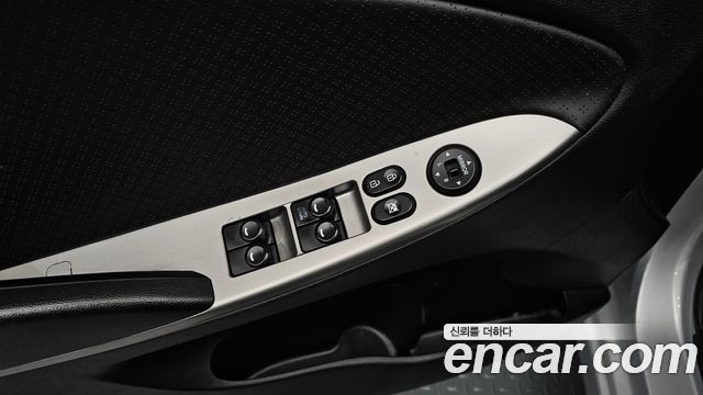 Hyundai Accent 2016 — photo 24