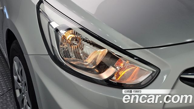 Hyundai Accent 2016 — photo 8