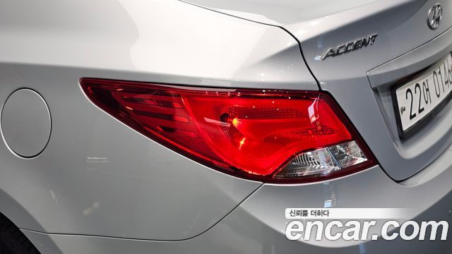 Hyundai Accent 2016 — photo 9