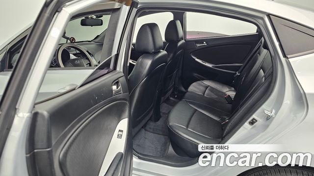 Hyundai Accent 2016 — photo 29