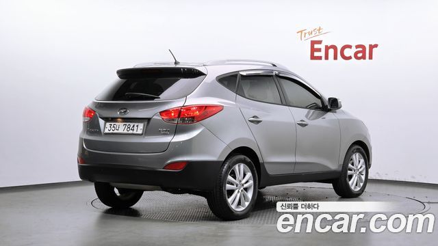 Hyundai Tucson 2013 — photo 2