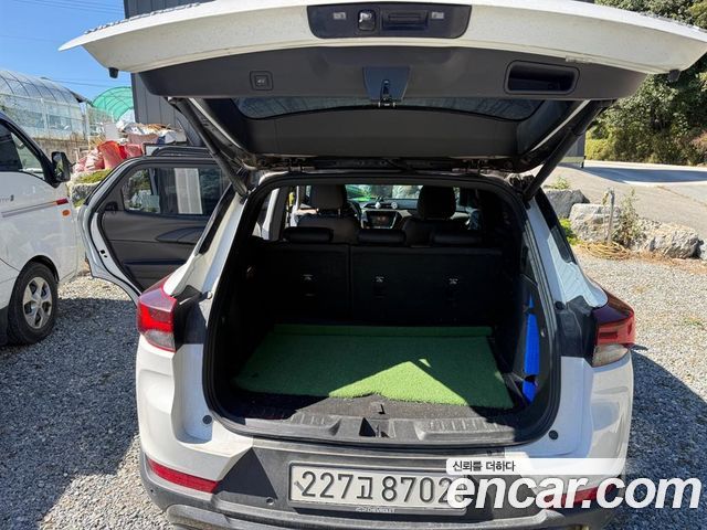 Chevrolet Korea Trailblazer 2021 — photo 9