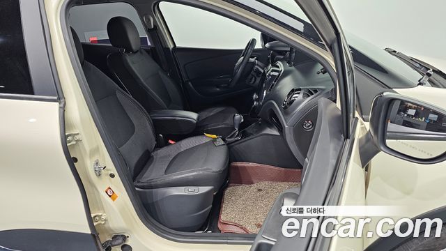 Renault Korea QM3 2015 — photo 13