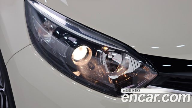 Renault Korea QM3 2015 — photo 8