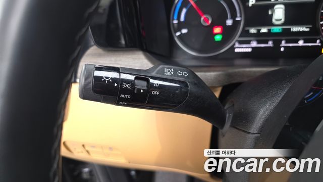 Kia Sorento 2023 — photo 29