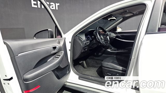 Hyundai Sonata 2021 — photo 10