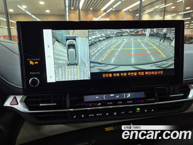 Toyota Sienna 2025 — photo 9