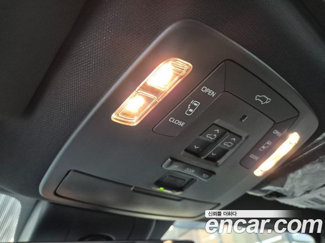 Toyota Sienna 2025 — photo 12