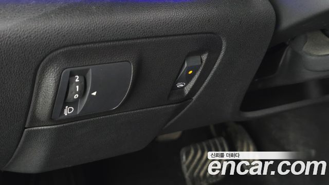 Renault Korea SM6 2016 — photo 27