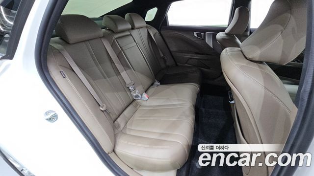 Kia K8 2022 — photo 17