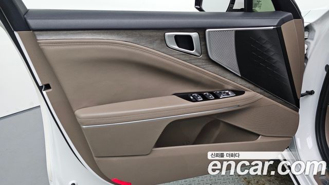 Kia K8 2022 — photo 14