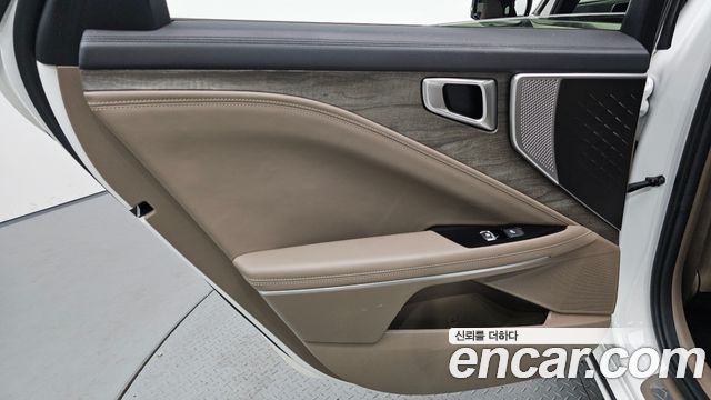 Kia K8 2022 — photo 15