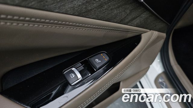 Kia K8 2022 — photo 28