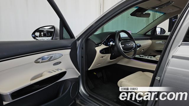 Genesis GV70 2024 — photo 13
