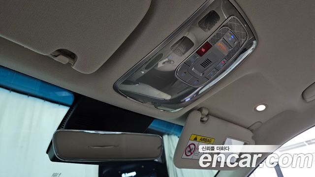 Genesis GV70 2024 — photo 23