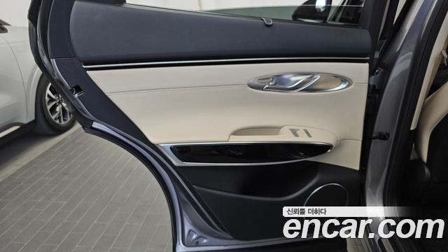 Genesis GV70 2024 — photo 15