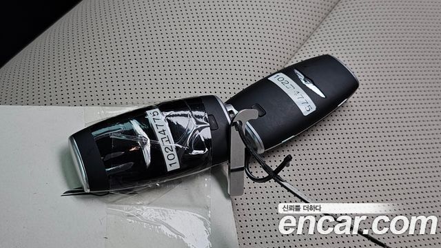 Genesis GV70 2024 — photo 33