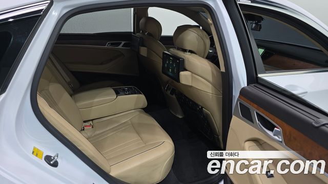 Hyundai Genesis 2015 — photo 11