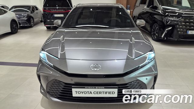 Toyota Camry 2025 — photo 3