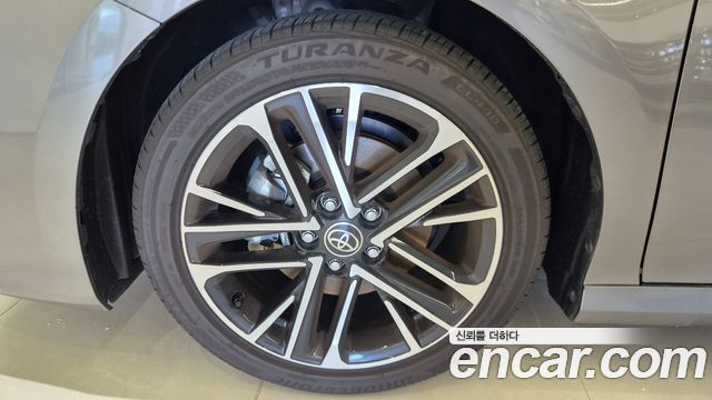 Toyota Camry 2025 — photo 5